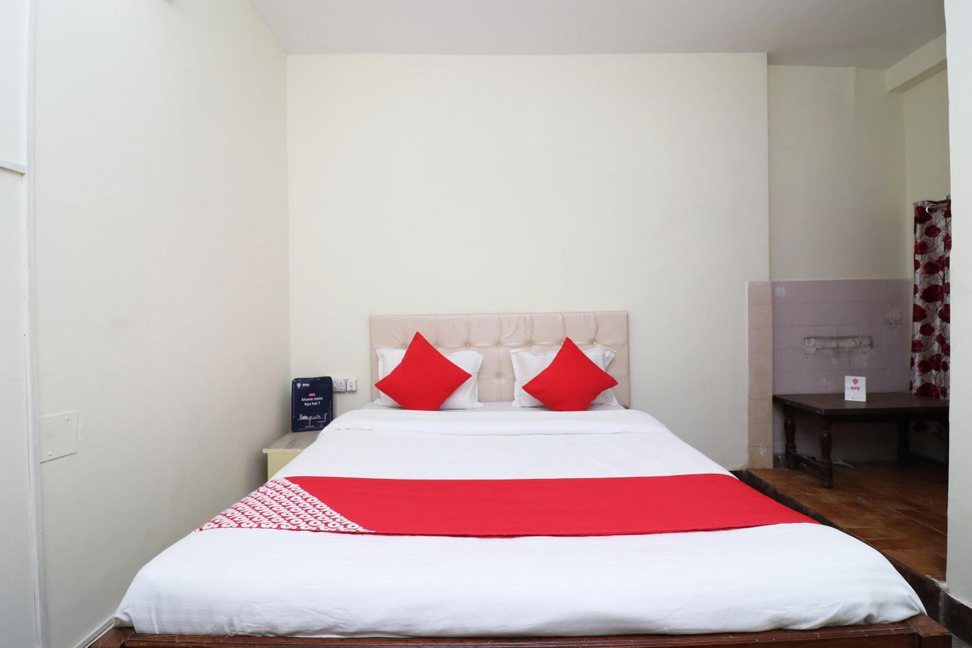 Hotel Shreya ブバネーシュワル エクステリア 写真