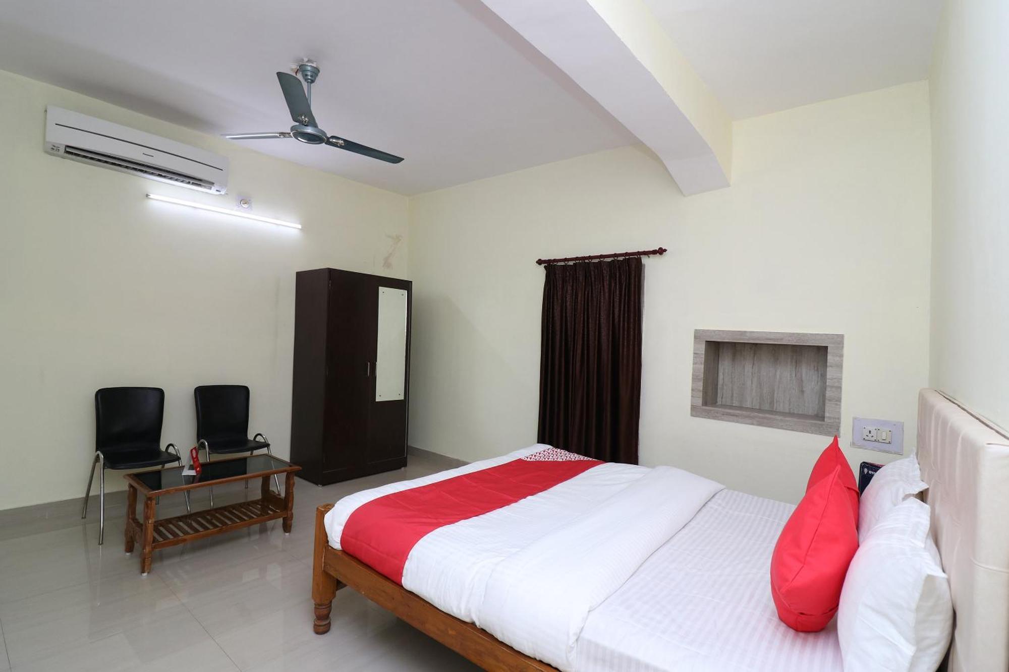 Hotel Shreya ブバネーシュワル エクステリア 写真